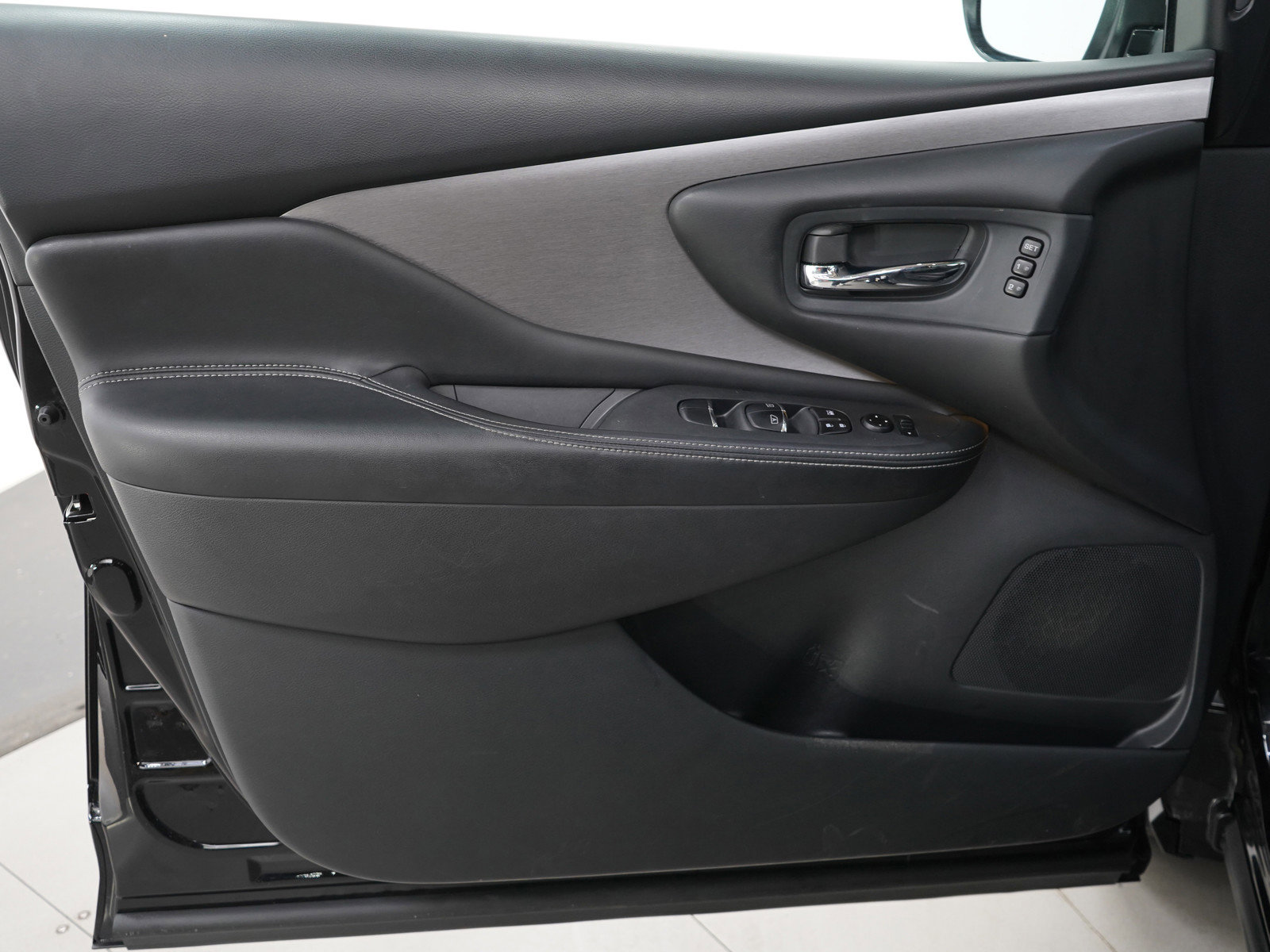 Used 2020 Nissan Murano SL image 22