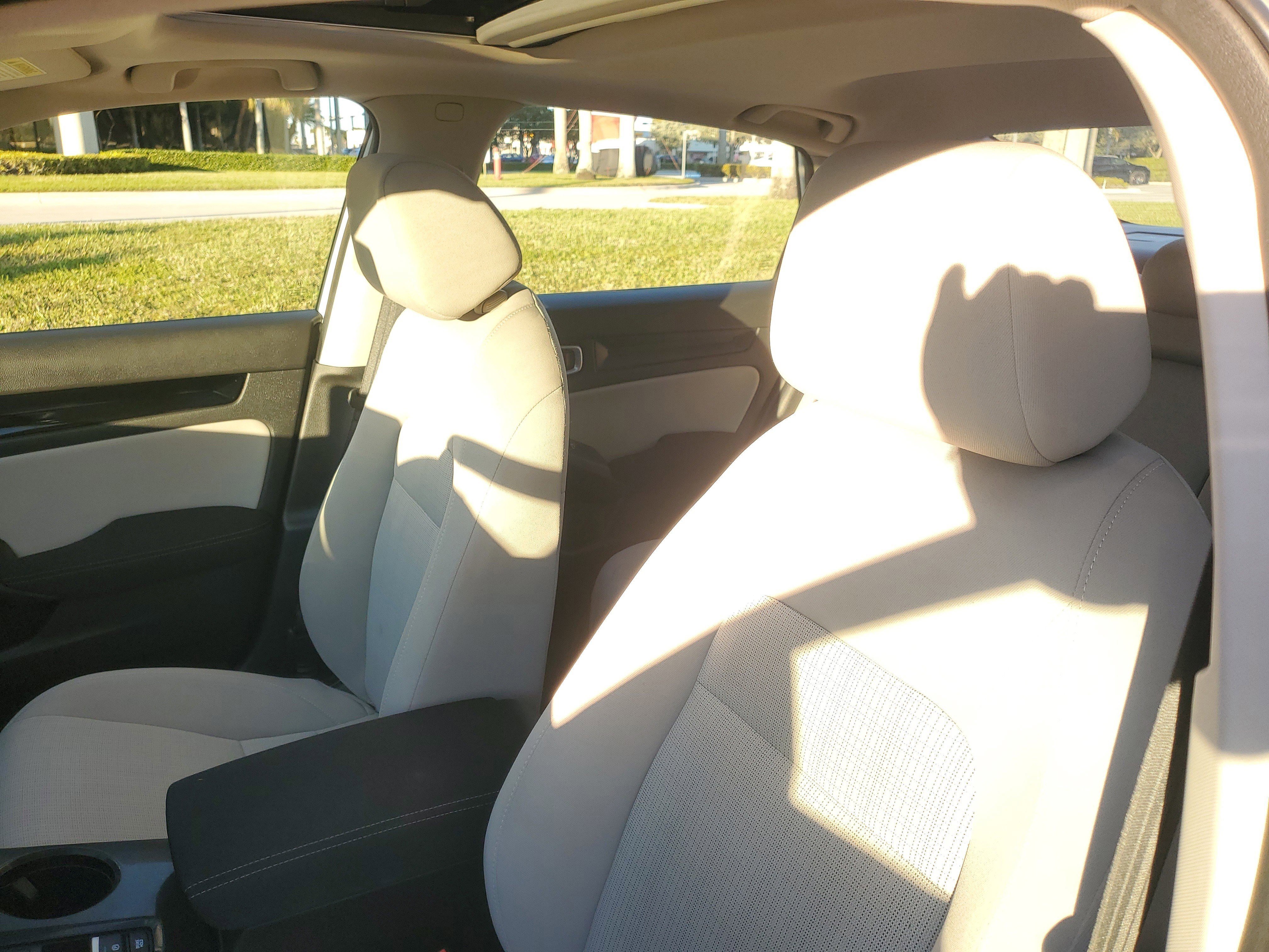 Used 2022 Honda Civic EX image 17