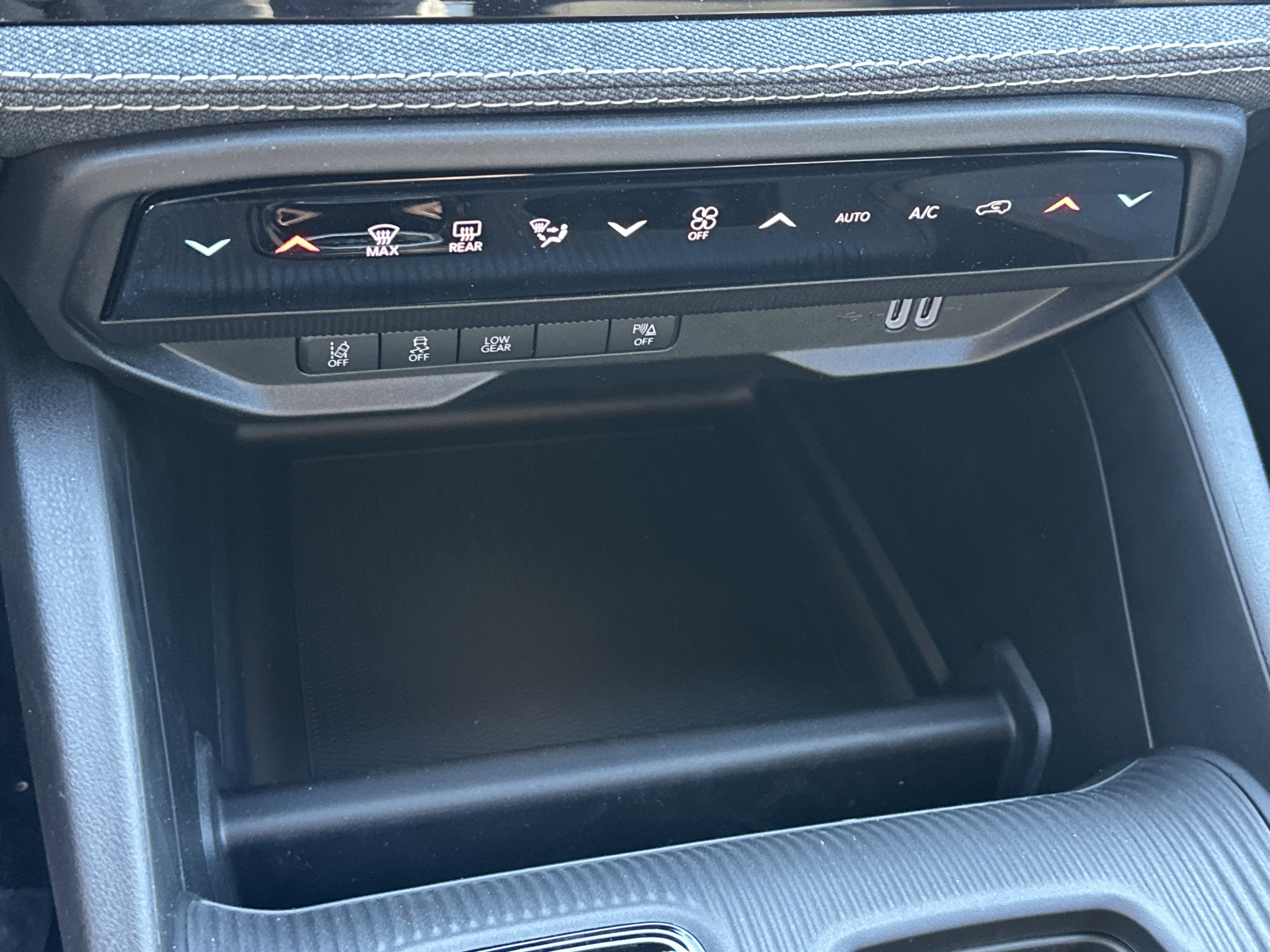 New 2026 Jeep Cherokee Laredo AWD/4WD image 5