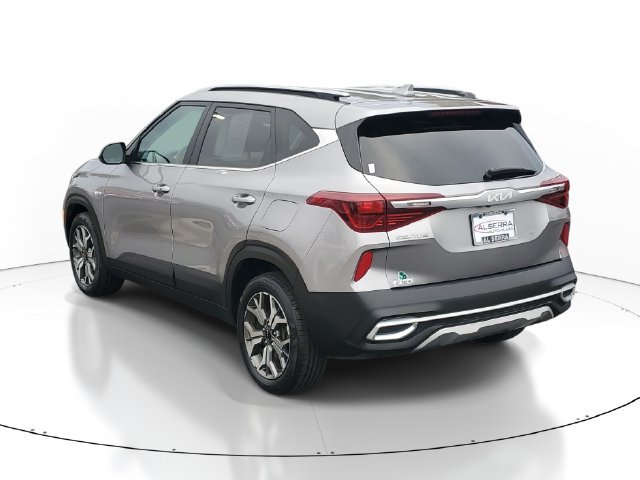 Used 2022 Kia Seltos EX AWD/4WD image 3