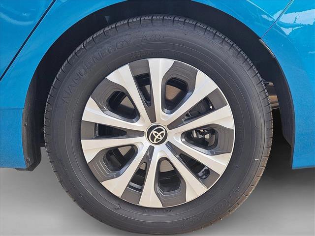 Used 2022 Toyota Prius Prime LE image 24