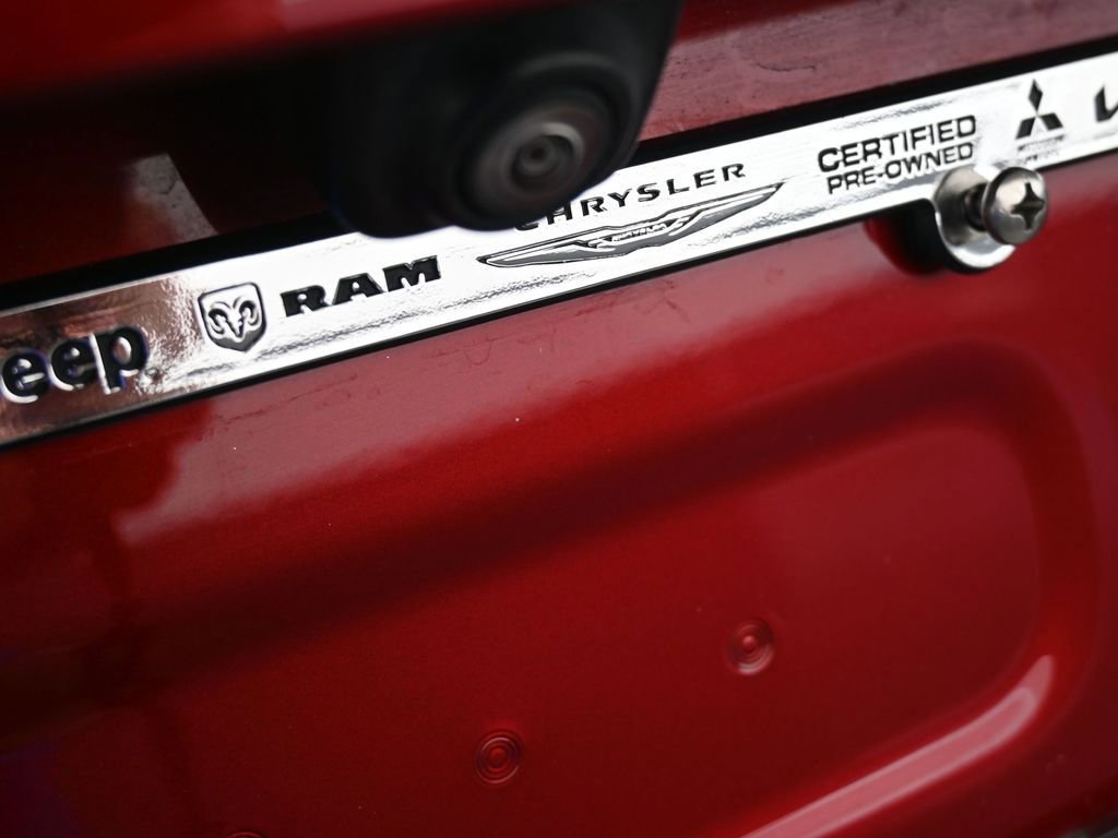 Used 2024 Chevrolet Suburban LT image 42