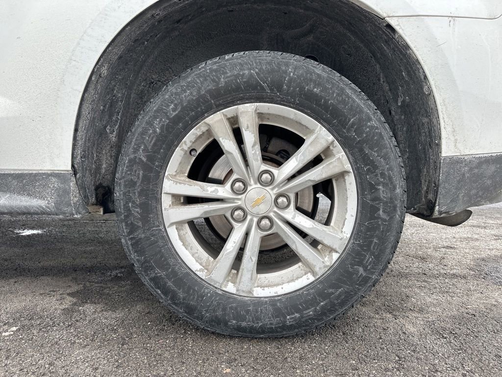 Used 2015 Chevrolet Equinox LS image 5