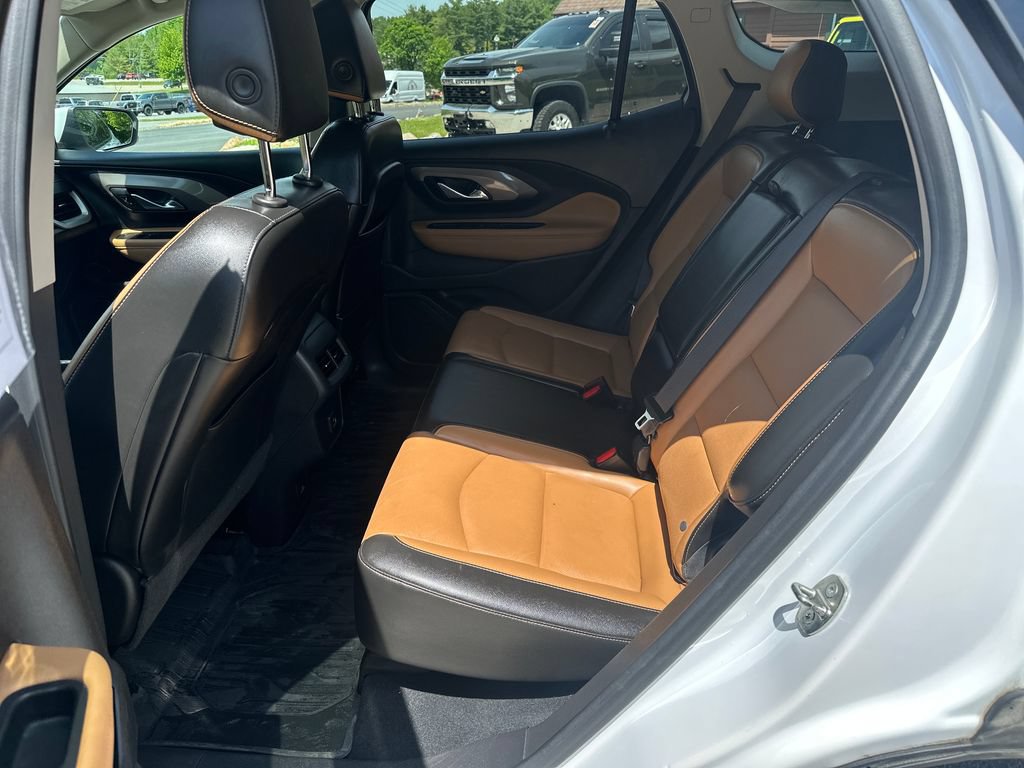 Used 2021 GMC Terrain SLT w/ LPO, Floor Liner Package AWD/4WD image 14