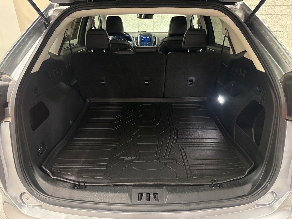 Certified 2022 Ford Edge SEL image 9