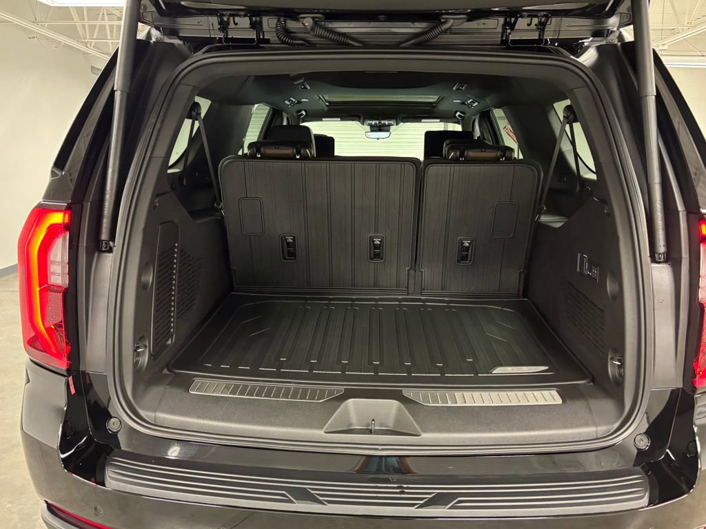 New 2026 GMC Yukon XL Denali Ultimate w/ LPO, Floor Liner Package image 17