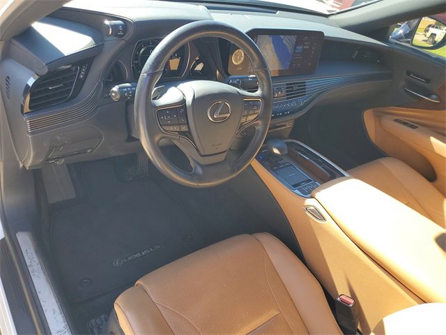 Used 2021 Lexus LS 500 image 4