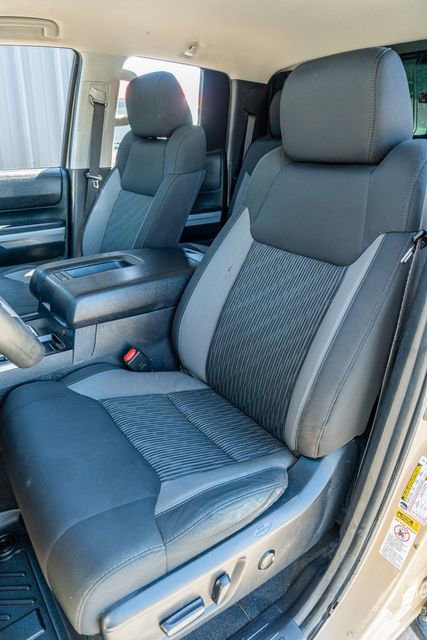 Used 2017 Toyota Tundra SR5 image 19