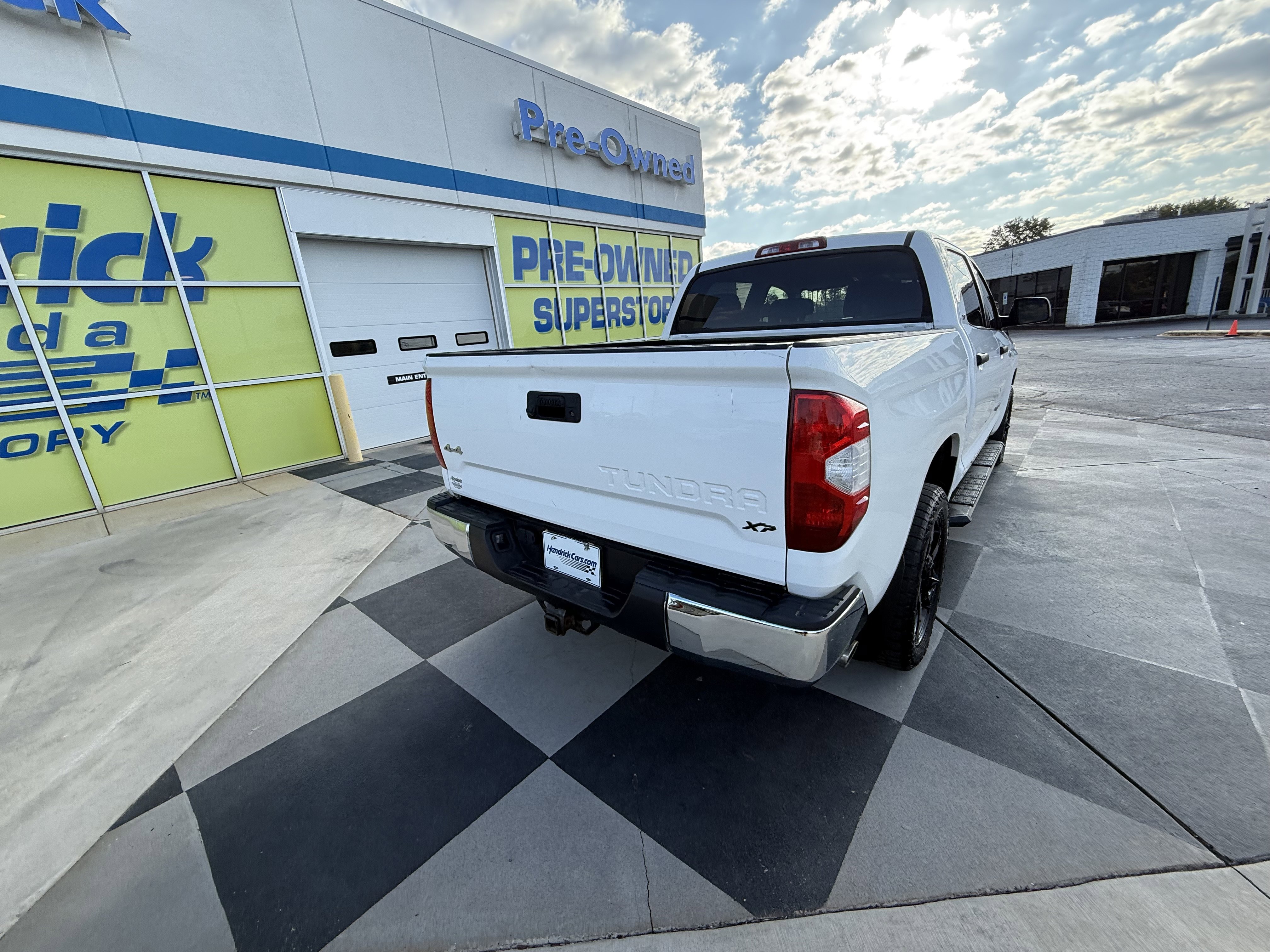 Used 2019 Toyota Tundra SR5 image 10