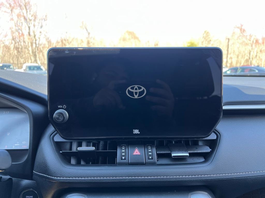 Used 2025 Toyota RAV4 Limited w/ Advanced Technology Package image 21