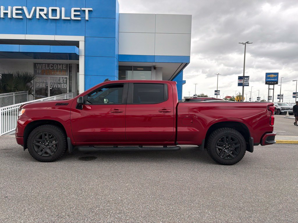 Used 2023 Chevrolet Silverado 1500 RST AWD/4WD image 4