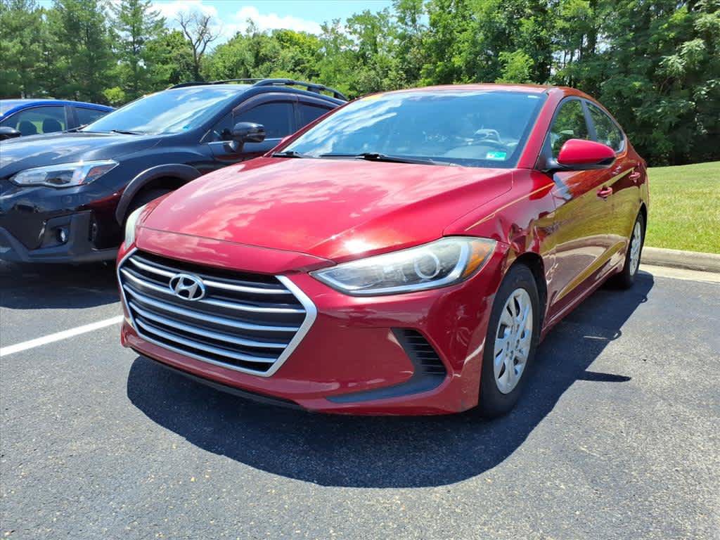 Used 2017 Hyundai Elantra SE FWD image 3