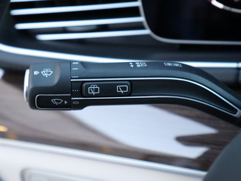 New 2026 Mercedes-Benz GLS 580 4MATIC image 38