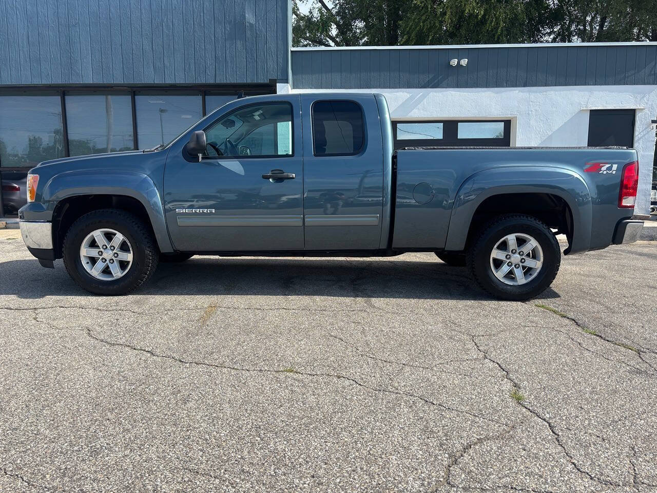 Used 2012 GMC Sierra 1500 SLE w/ Power Tech Package AWD/4WD image 12