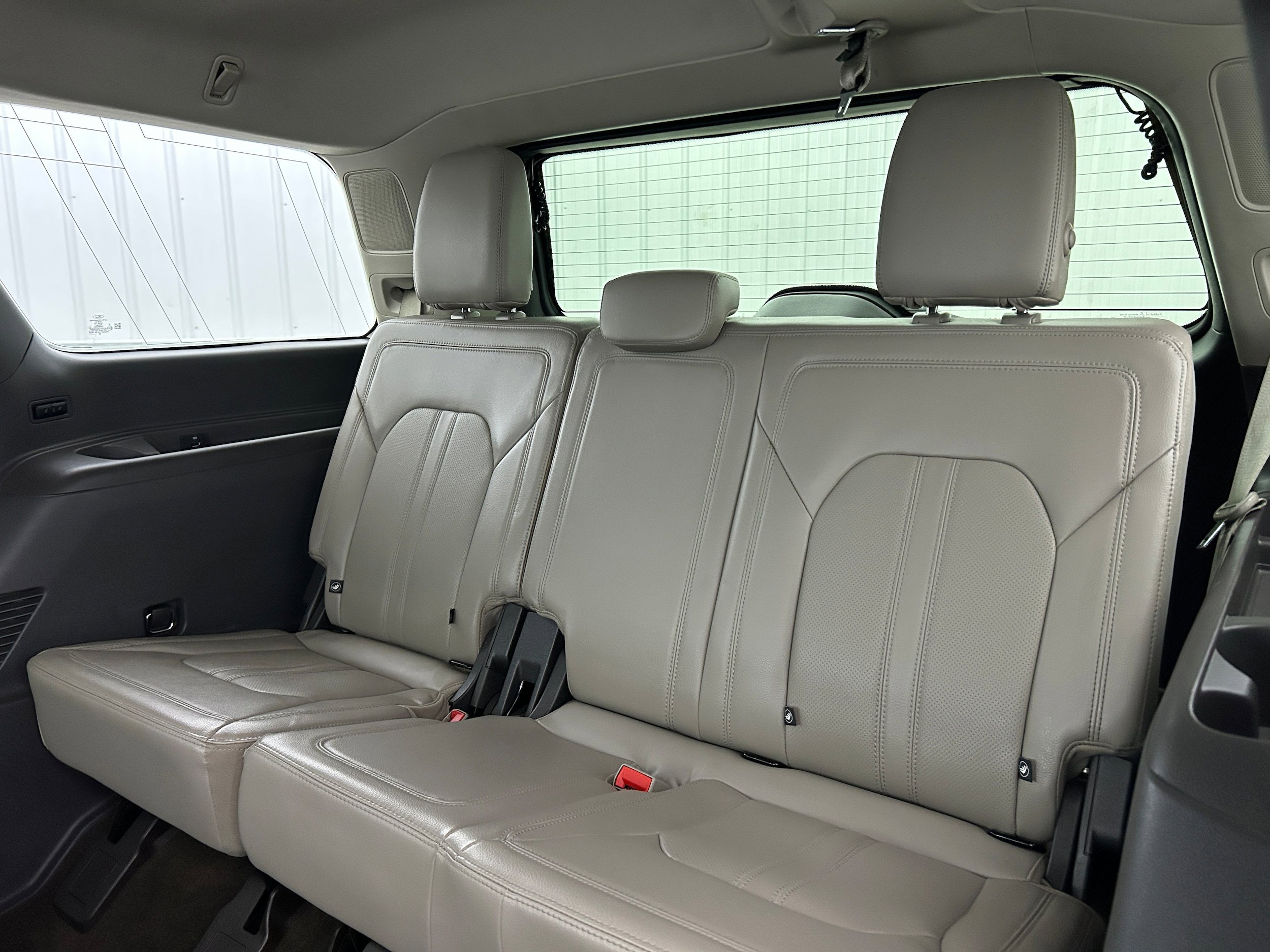Used 2020 Ford Expedition Limited AWD/4WD image 29