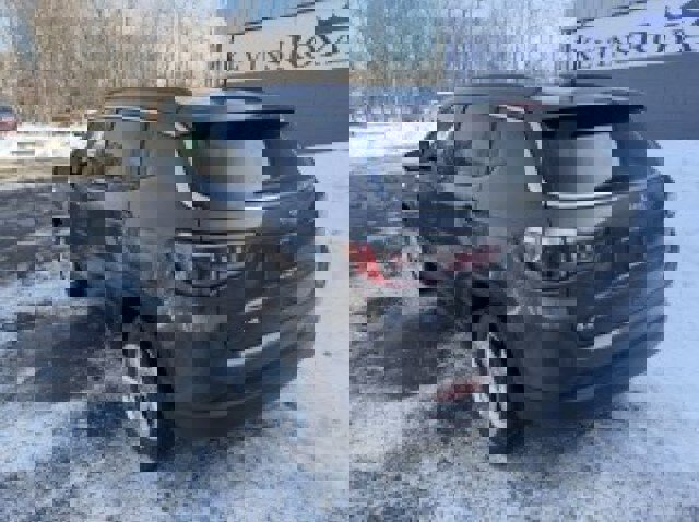 Used 2021 Jeep Compass Latitude w/ Convenience Group image 7