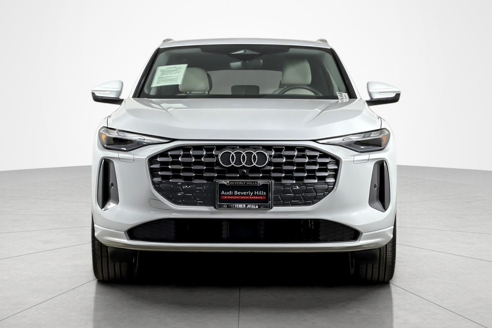 Used 2025 Audi Q5 Premium w/ Convenience Package AWD/4WD image 8