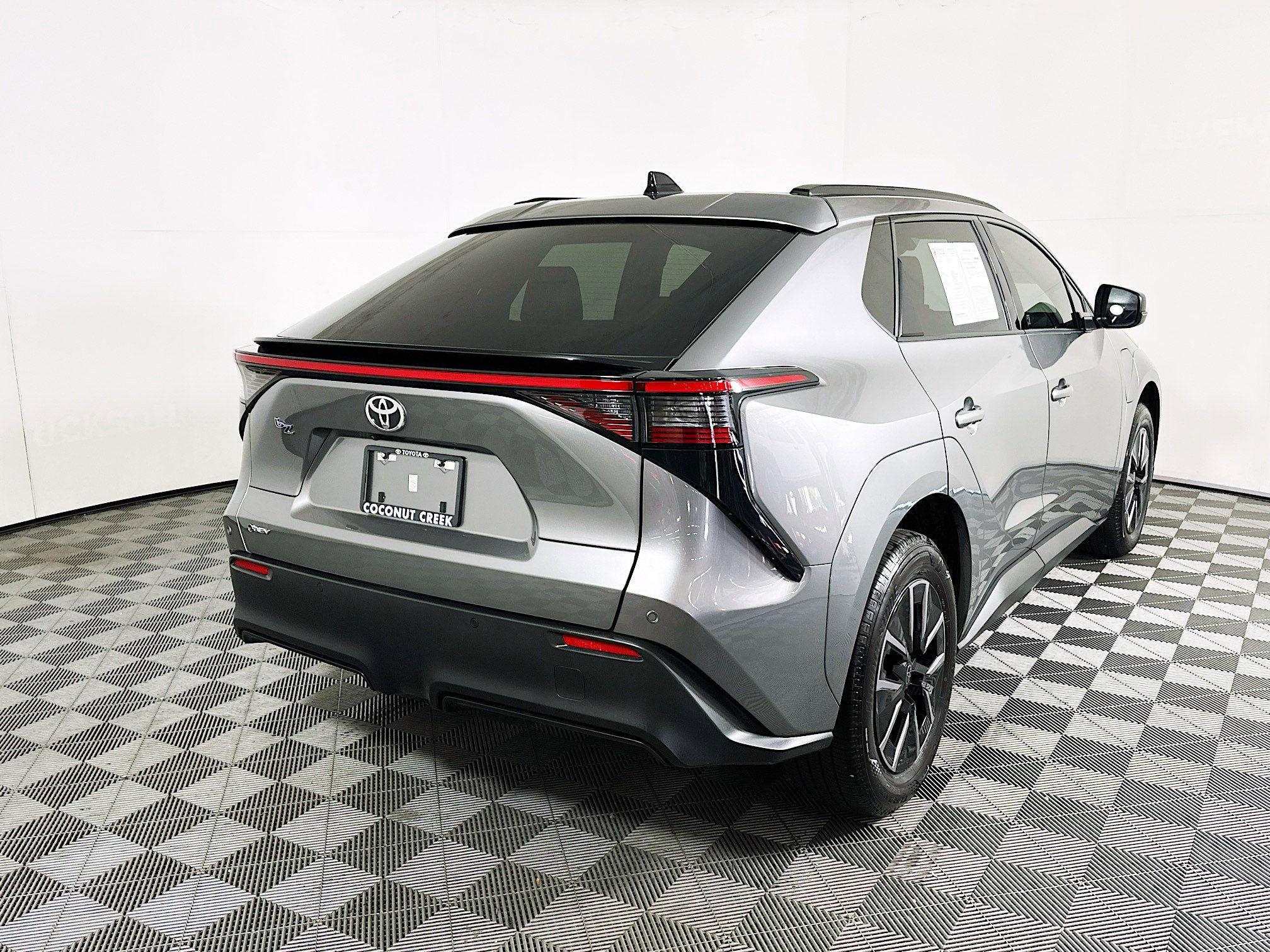 Certified 2026 Toyota bZ image 3