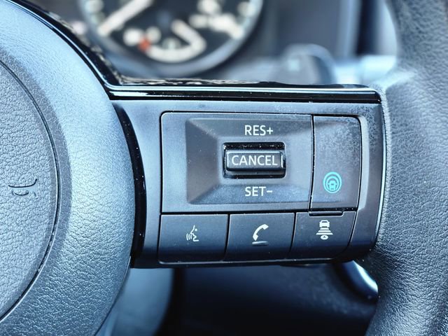 Certified 2023 Nissan Rogue SV image 18