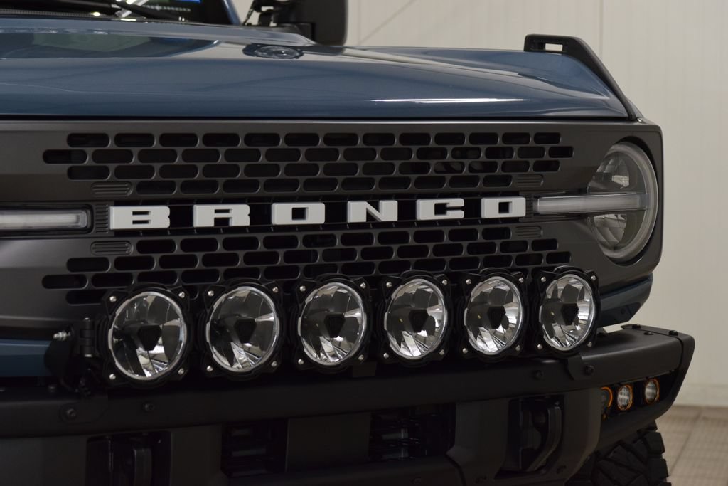 Used 2025 Ford Bronco Badlands AWD/4WD image 11