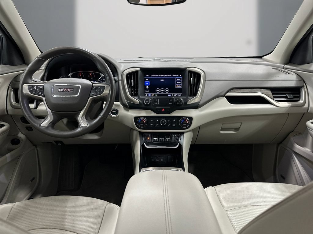 Used 2020 GMC Terrain Denali w/ Denali Premium Package FWD image 18