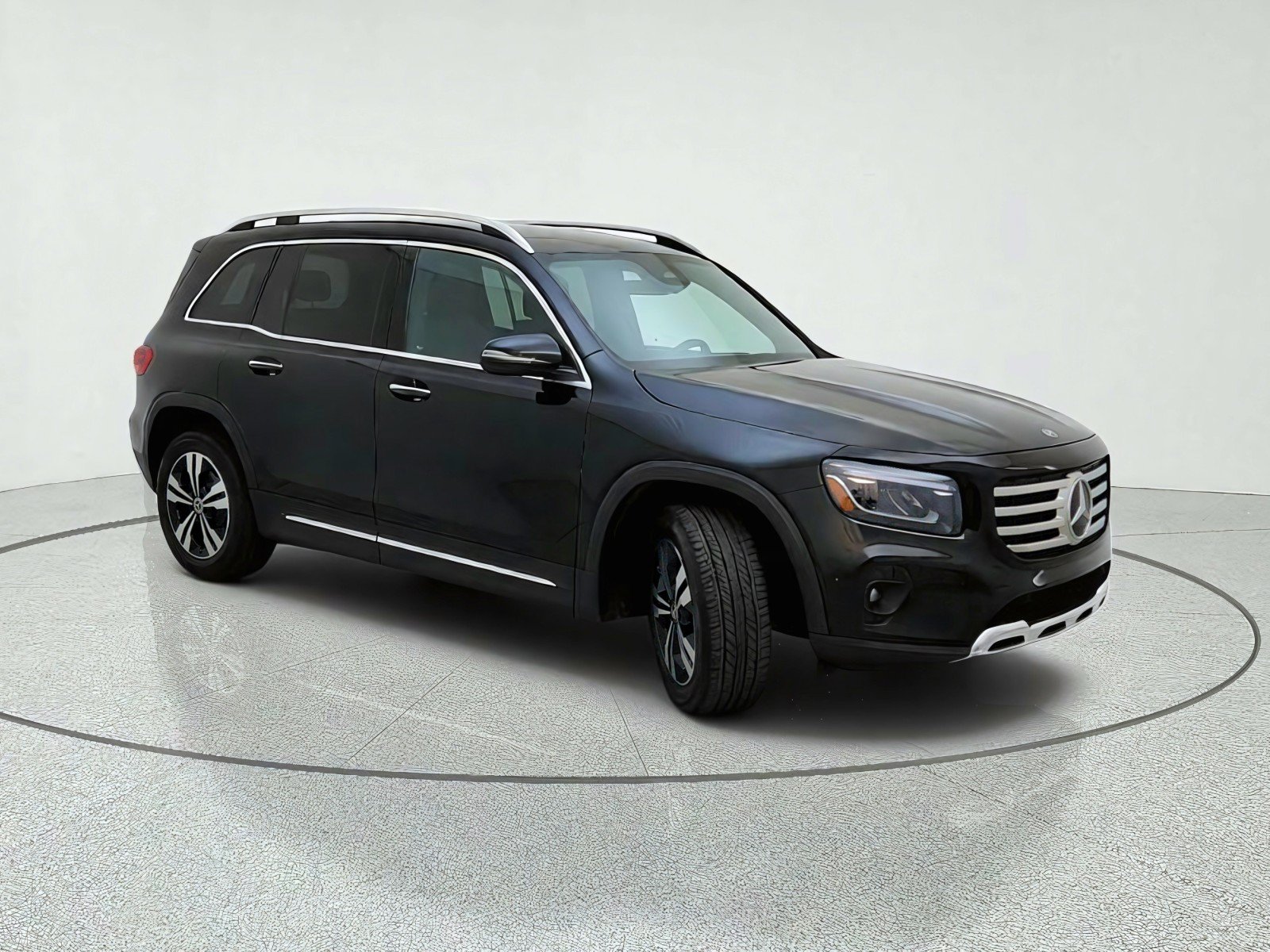 Used 2026 Mercedes-Benz GLB 250 image 5