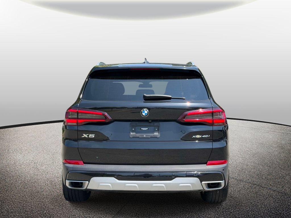 Used 2023 BMW X5 xDrive40i w/ Premium Package AWD/4WD image 3