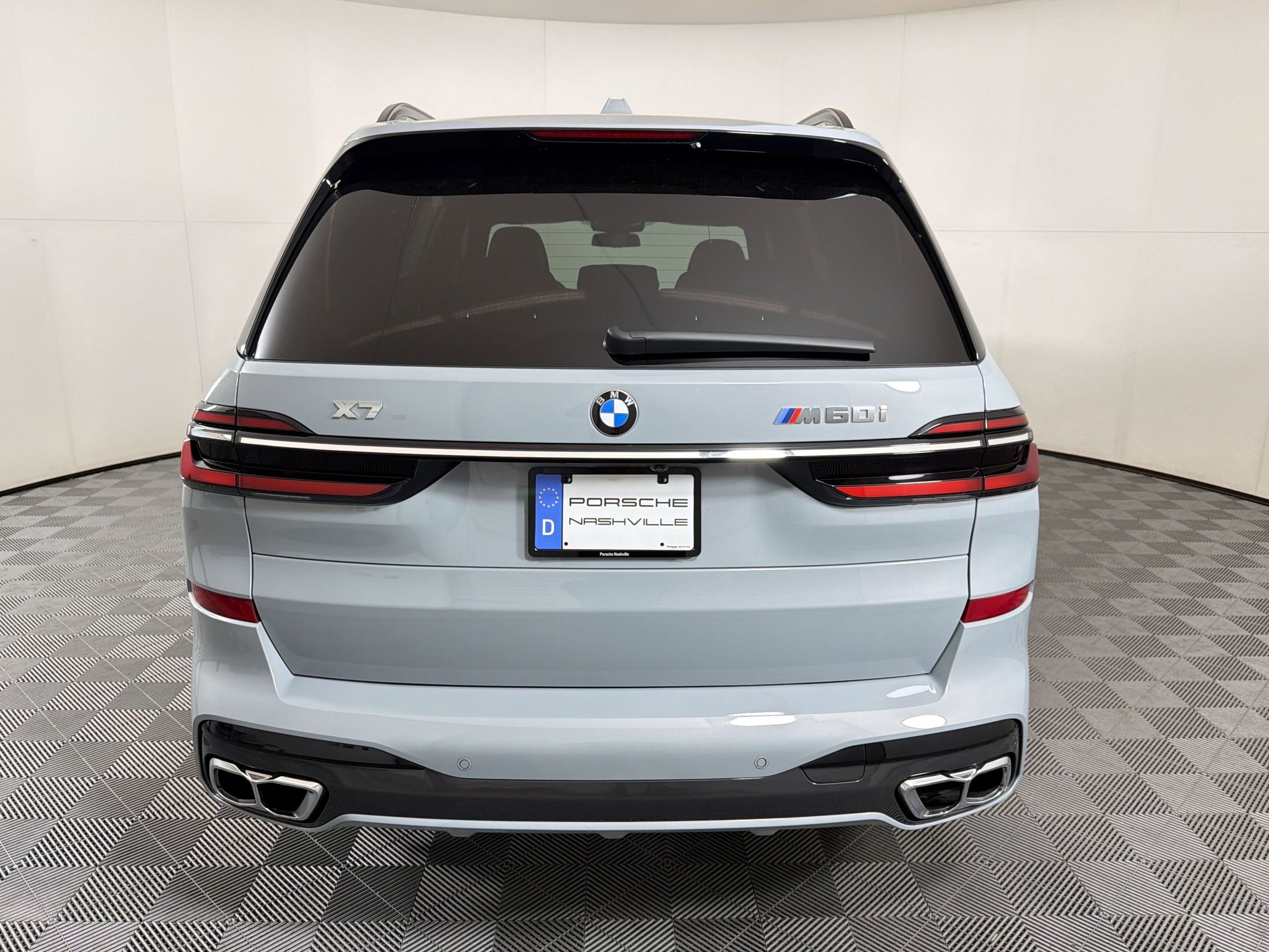 Used 2025 BMW X7 M60i w/ Climate Comfort Package AWD/4WD image 11