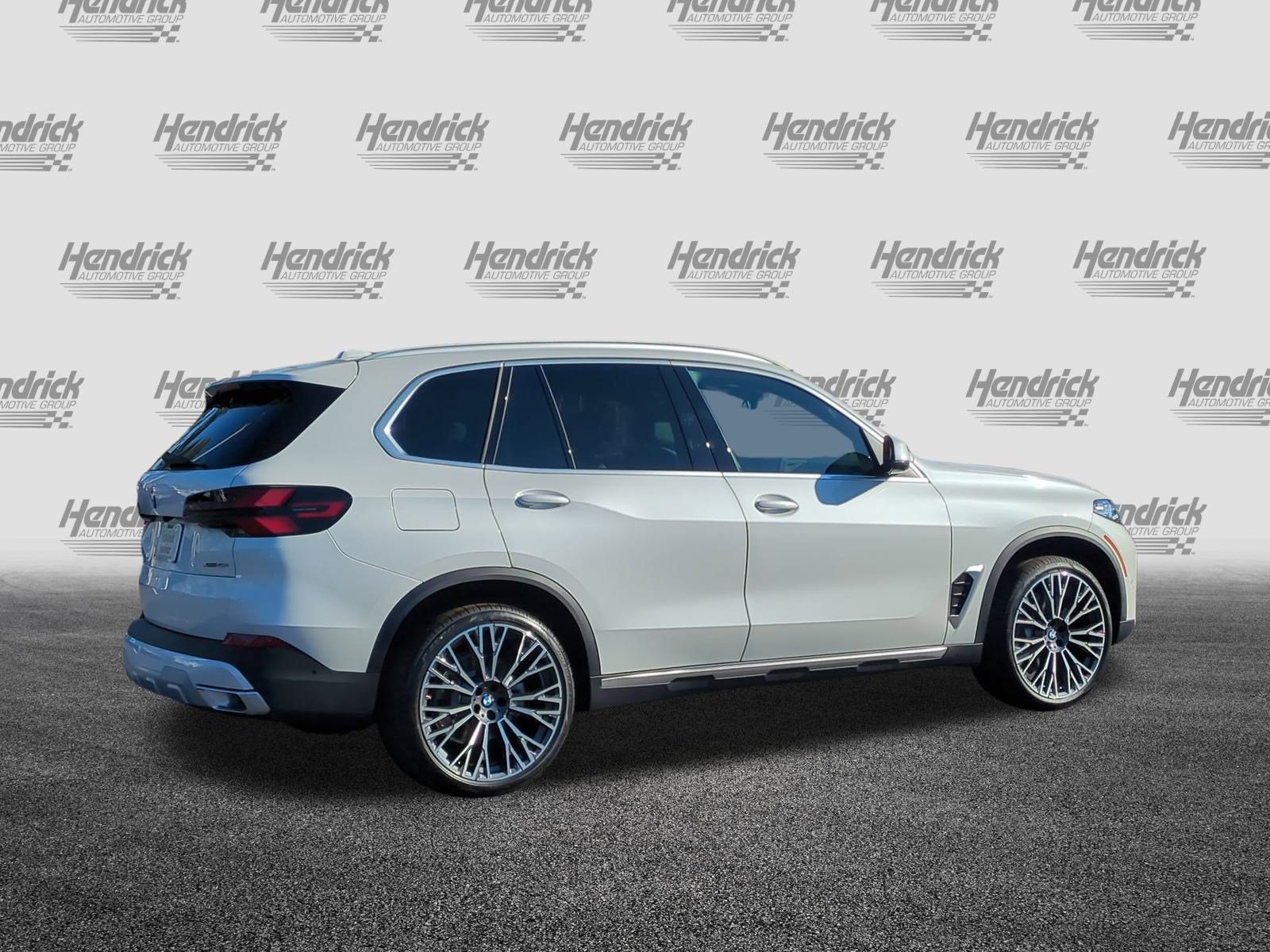 Used 2026 BMW X5 xDrive40i w/ Climate Comfort Package AWD/4WD image 10