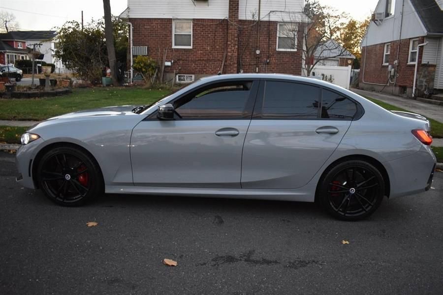Used 2025 BMW M340i w/ Premium Package image 5