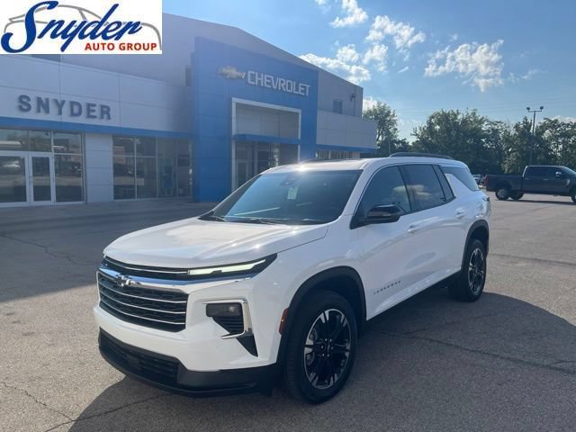 New 2027 Chevrolet Traverse LT w/ Sun and Wheel Package FWD image 1