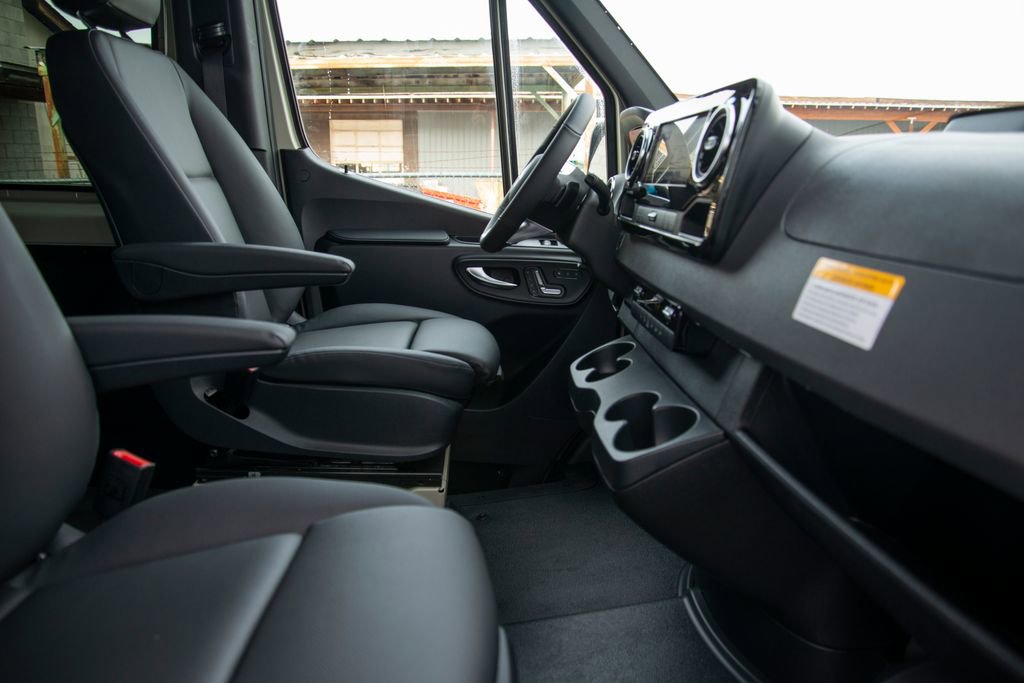 New 2026 Mercedes-Benz Sprinter 2500 image 15