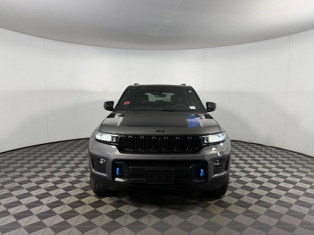 Used 2024 Jeep Grand Cherokee Trailhawk AWD/4WD image 3