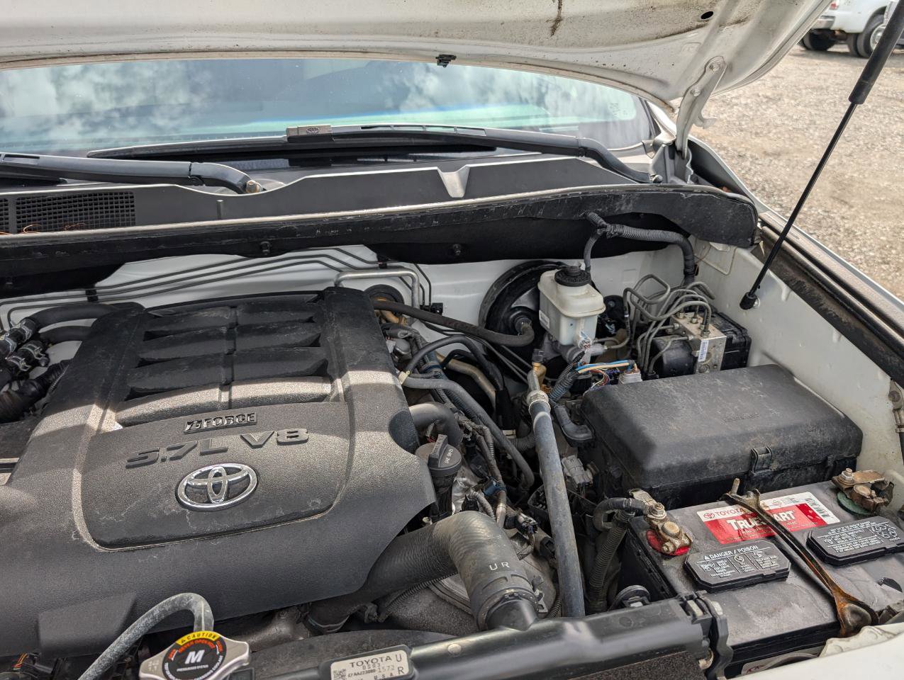 Used 2015 Toyota Sequoia Limited image 27