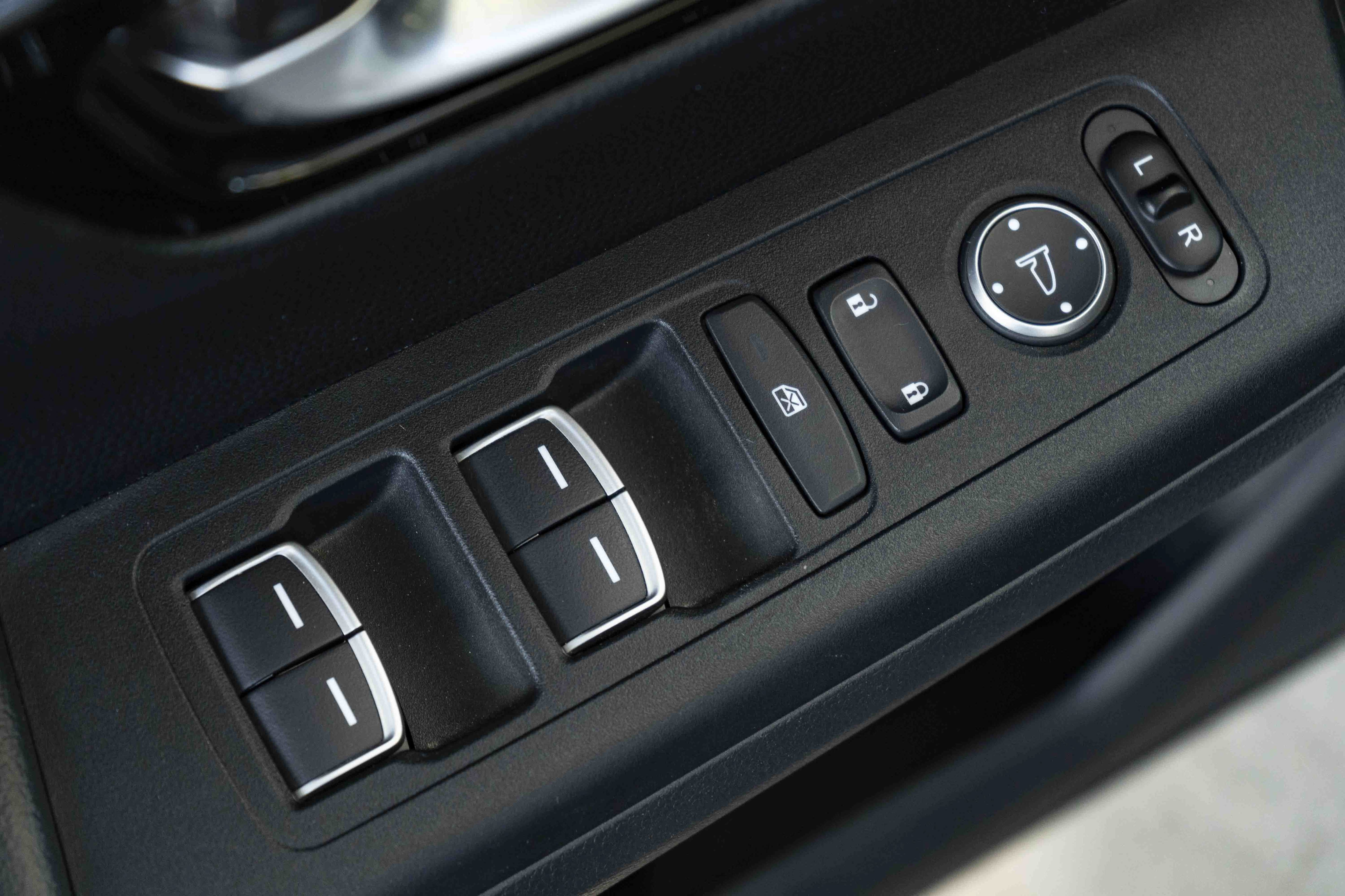 Used 2024 Honda CR-V Sport Touring image 37