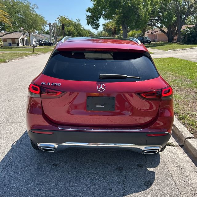 Used 2021 Mercedes-Benz GLA 250 w/ Premium Package image 4
