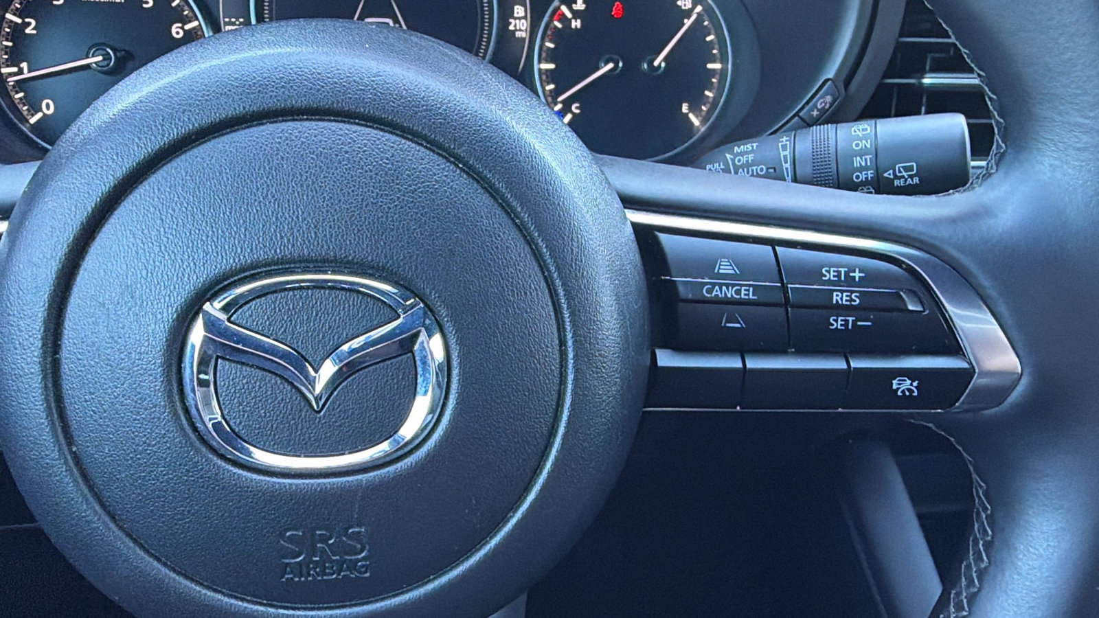 Certified 2025 MAZDA MAZDA3 s Sport image 21