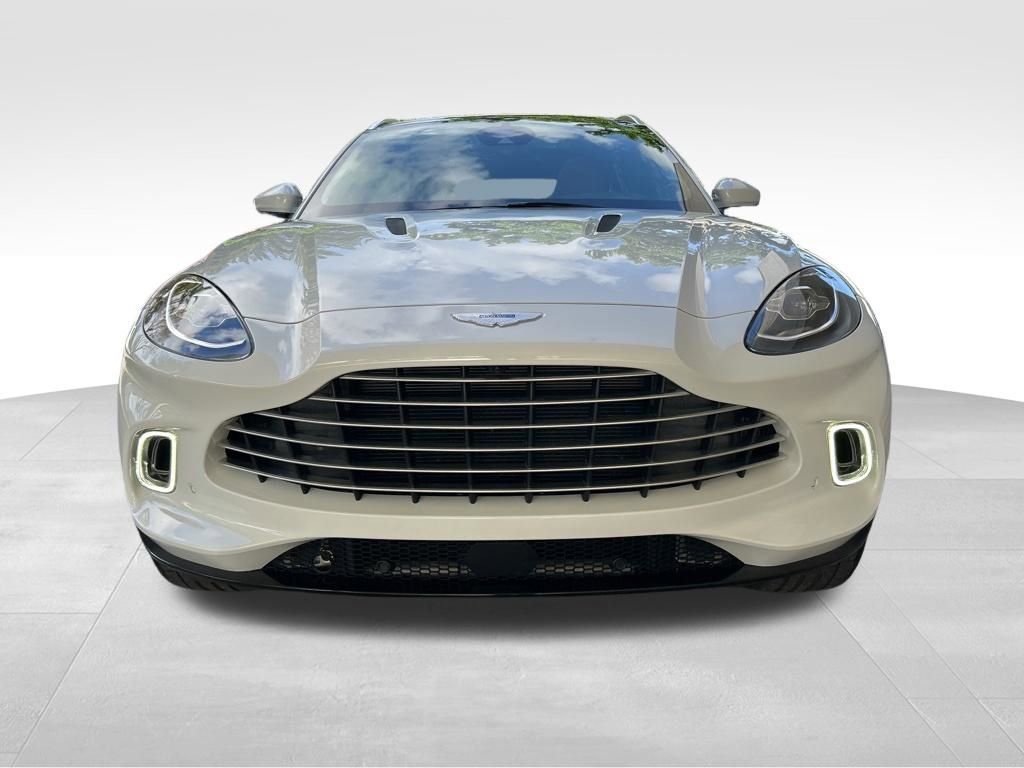 Used 2021 Aston Martin DBX image 15