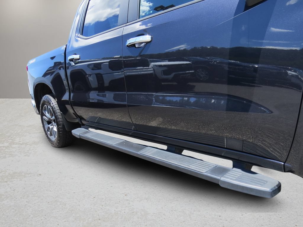 Certified 2022 Chevrolet Silverado 1500 LT AWD/4WD image 12