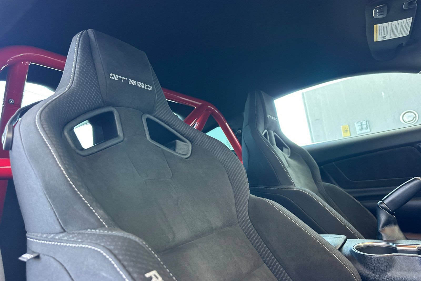 Used 2018 Ford Mustang Shelby GT350 w/ Electronics Package RWD image 18