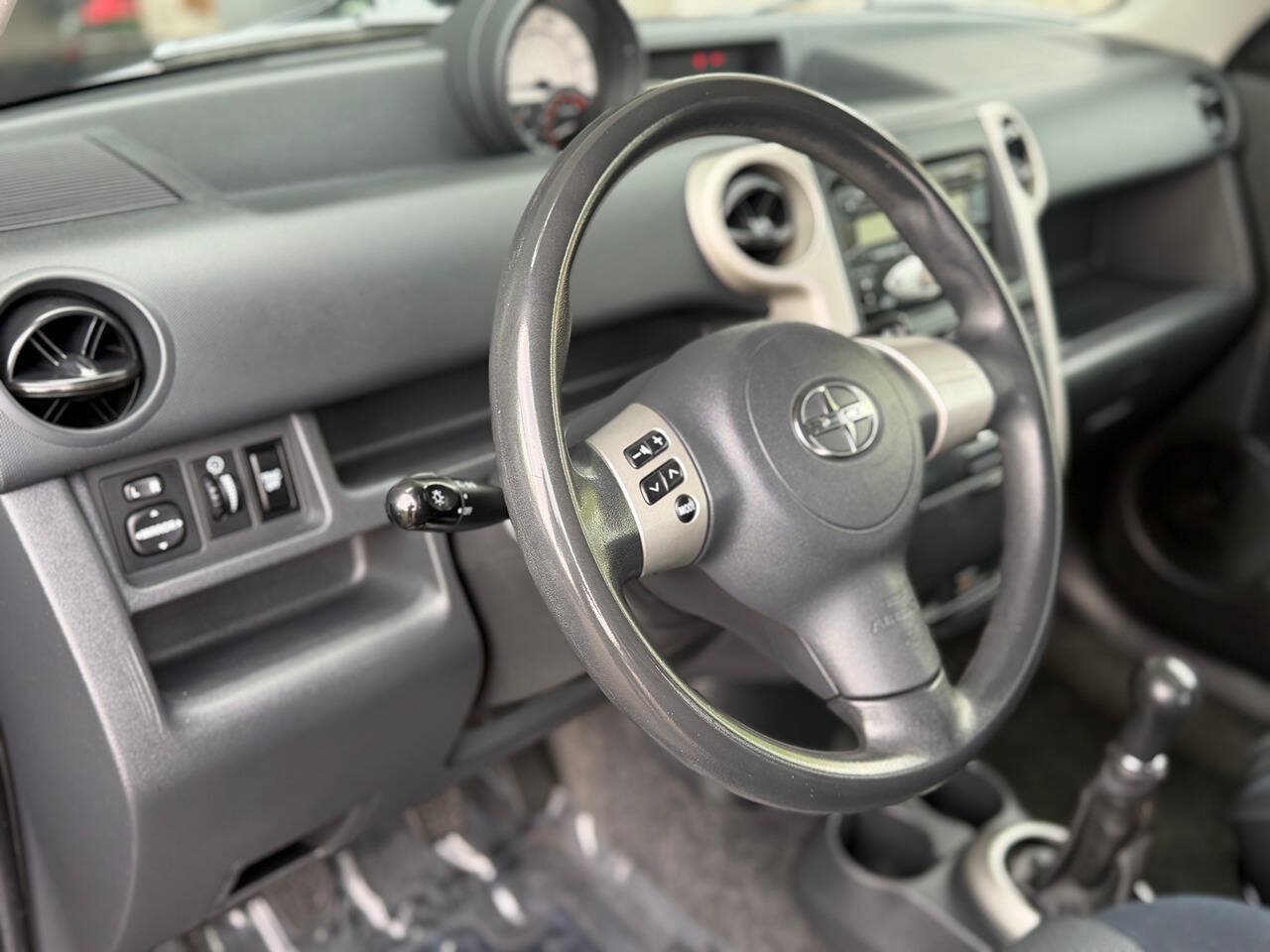 Used 2006 Scion xB FWD image 8