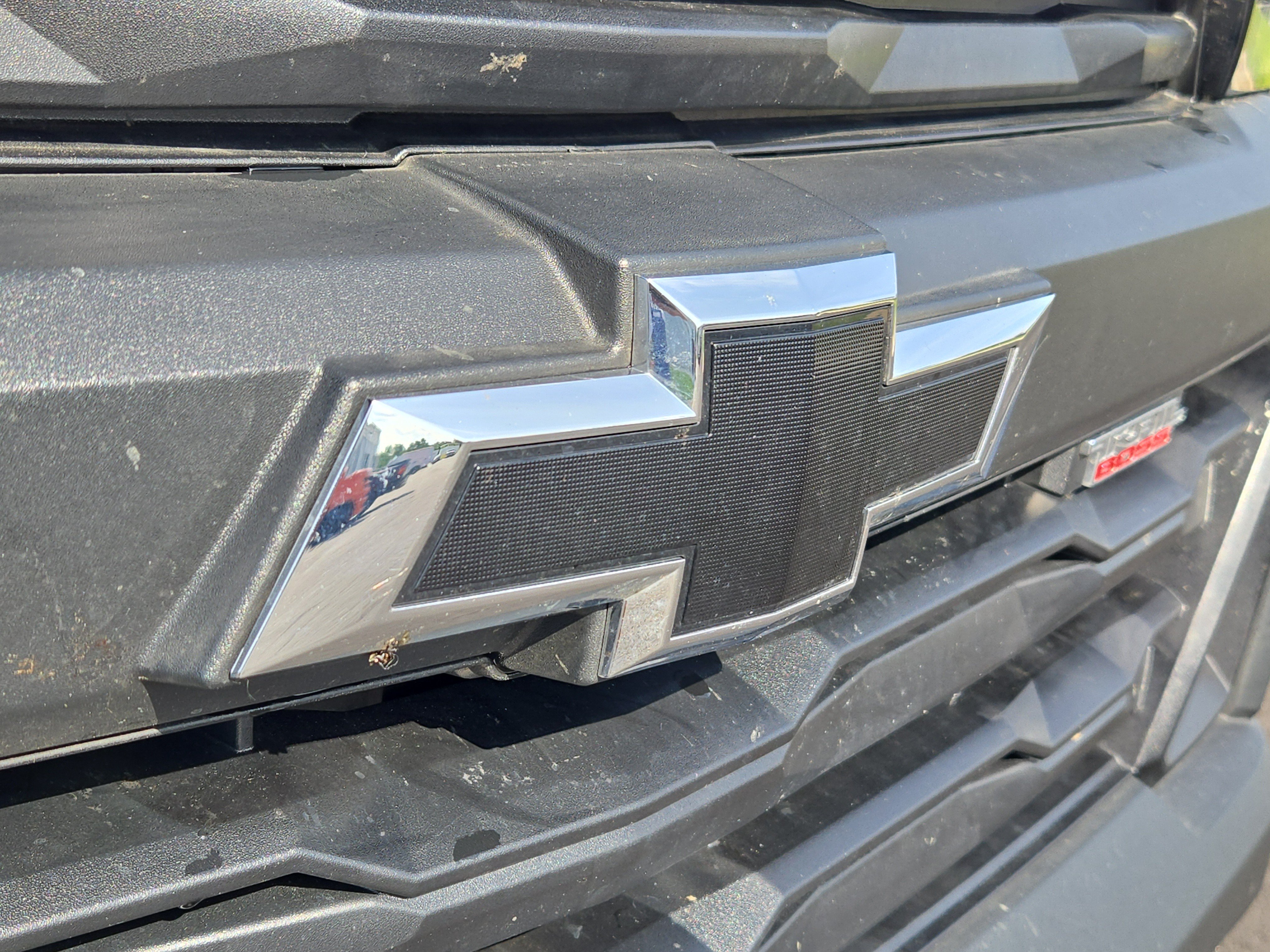 Used 2024 Chevrolet Colorado Trail Boss w/ Advanced Trailering Package AWD/4WD image 6