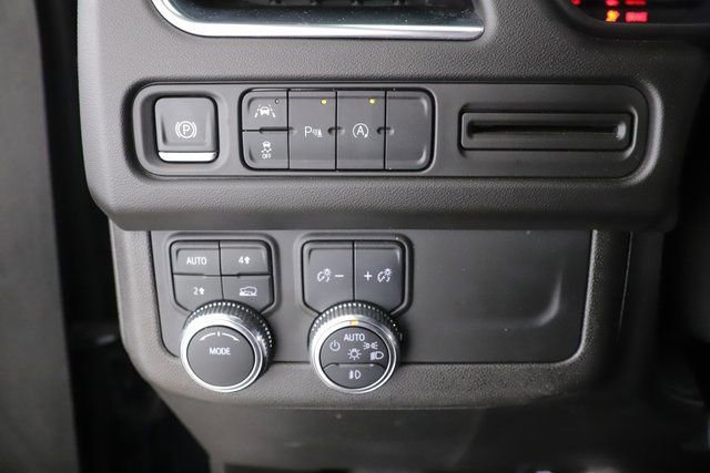 Used 2024 GMC Yukon SLE AWD/4WD image 20