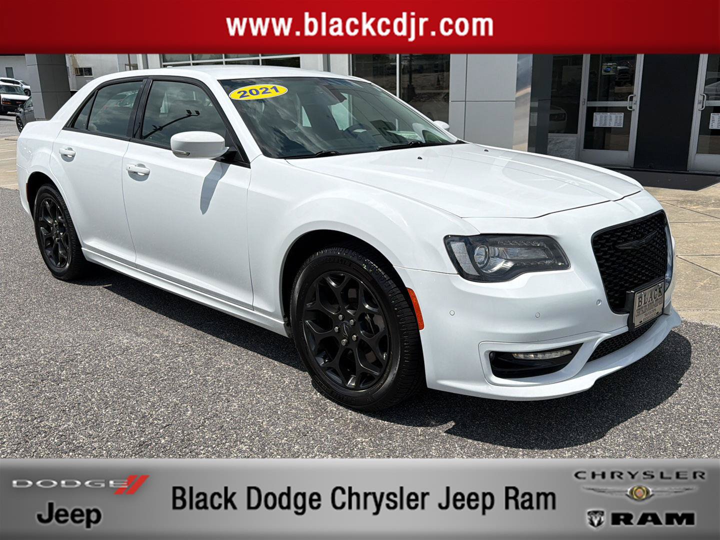 Certified 2021 Chrysler 300 Touring L AWD/4WD image 1
