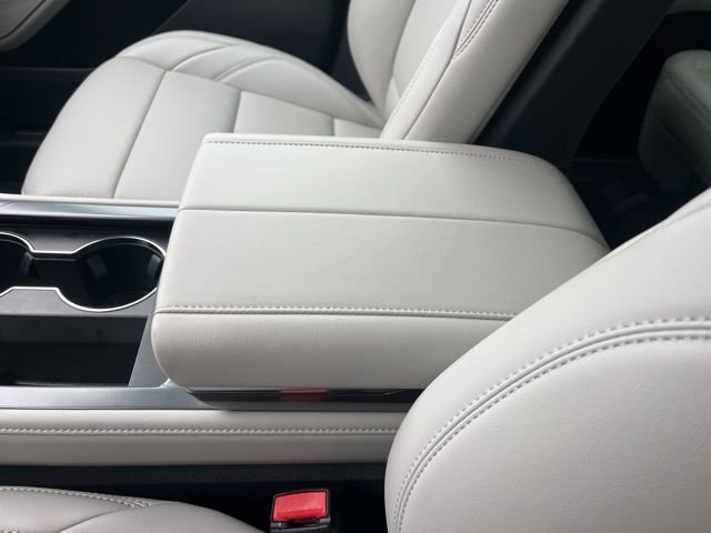 Used 2026 Lincoln Nautilus Premier image 37