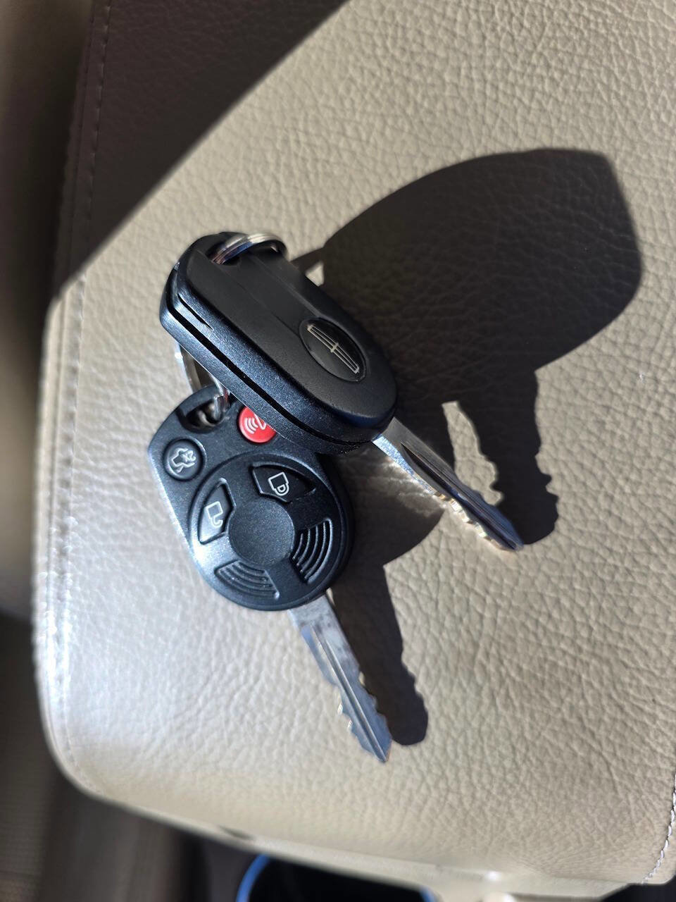 Used 2007 Lincoln MKZ image 37