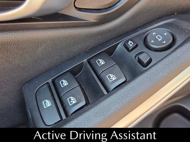 Used 2021 BMW 330i Sedan w/ M Sport Package image 34