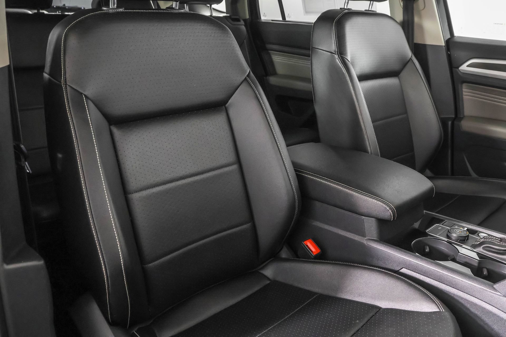 Used 2022 Volkswagen Atlas SE image 47