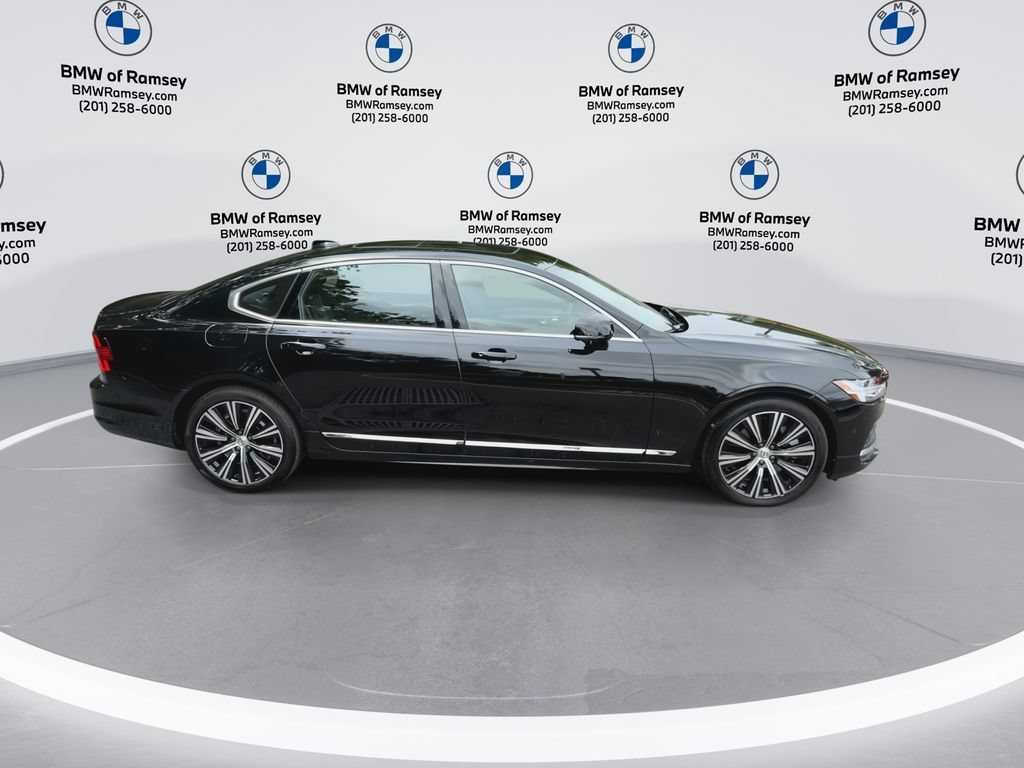 Used 2025 Volvo S90 B6 Plus AWD/4WD image 9