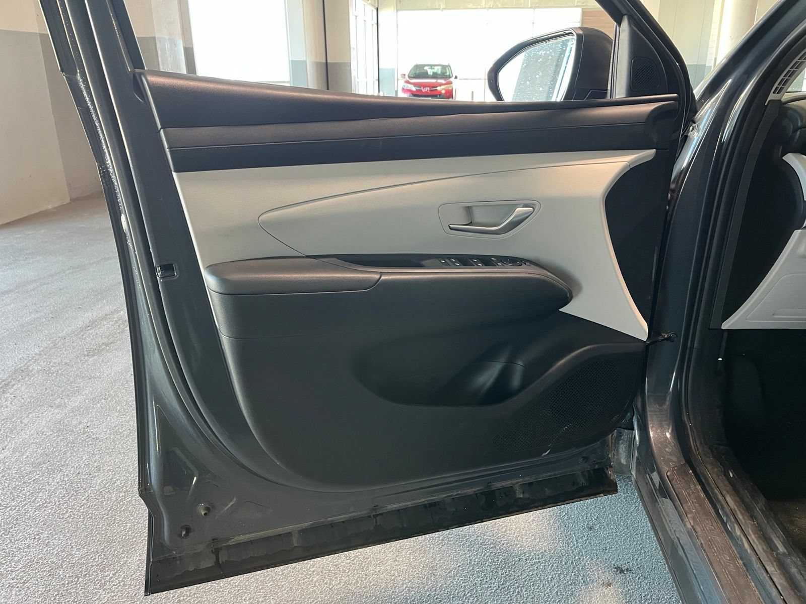 Used 2025 Hyundai Tucson SEL FWD image 16